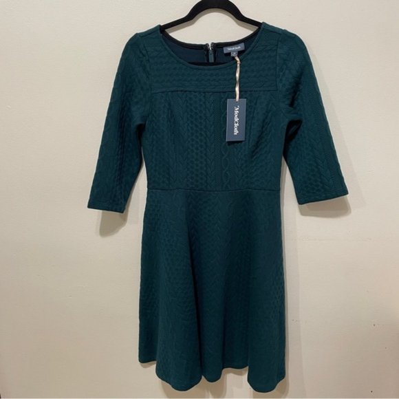 Mod cloth women’s NWT  green 2/3 sleeves dress size medium - Picture 1 of 10